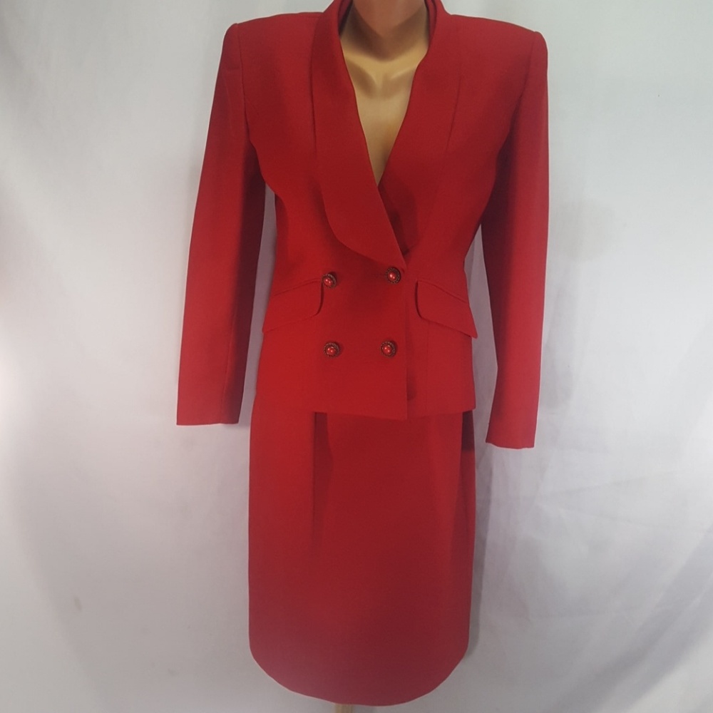 BUSINESS SUIT POSITANO (6) RED Vintage Skirt Suit